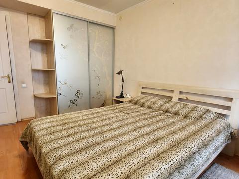 квартира за адресою житловий масив Тополя-1 вул., 8