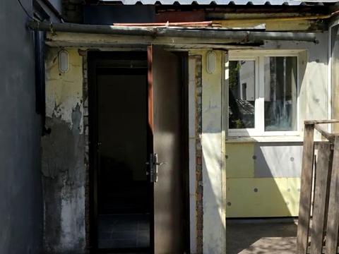 будинок за адресою Володимира Антоновича вул. (Свердлова)