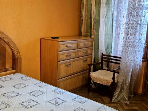 квартира за адресою Дніпровська набережна вул., 9-А