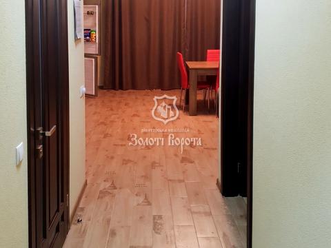 комерційна за адресою Теплична вул., 21а