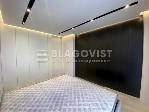 квартира за адресою Регенераторна вул., 4 к14