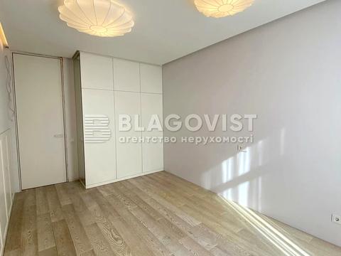 квартира за адресою Регенераторна вул., 4 к14