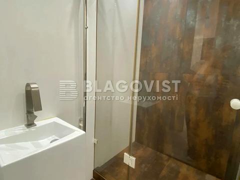 квартира за адресою Регенераторна вул., 4 к14