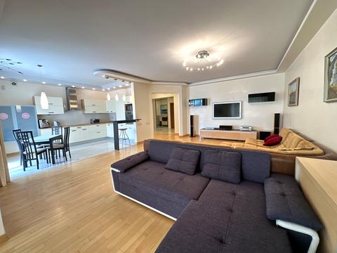 квартира за адресою Панаса Мирного вул., 10