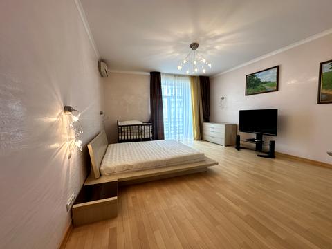квартира за адресою Панаса Мирного вул., 10
