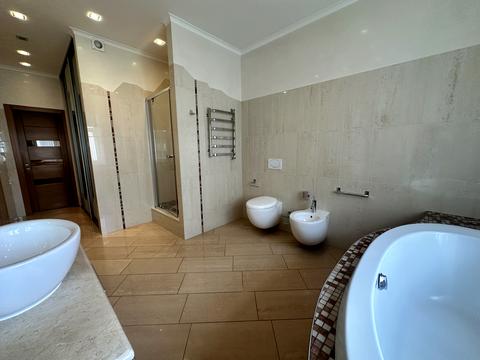 квартира за адресою Панаса Мирного вул., 10