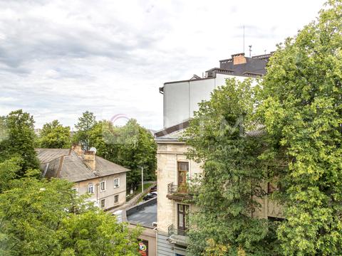 квартира по адресу Ивано-Франковск, Евгения Коновальца ул., 102