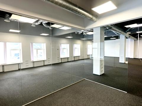 комерційна за адресою Сім'ї Прахових вул. (Гайдара), 55