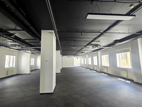 комерційна за адресою Фізкультури вул., 25