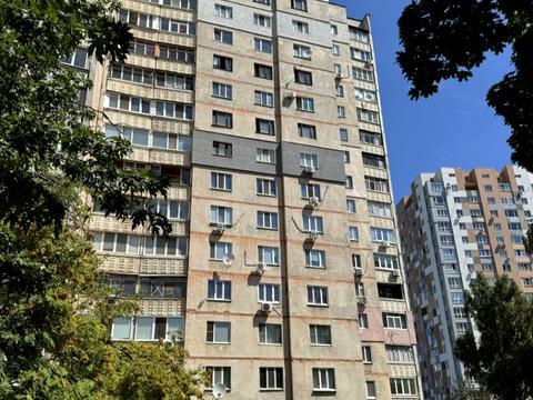 квартира за адресою Домобудівельна вул., 11