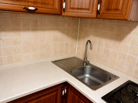 квартира за адресою Космонавтів вул., 52