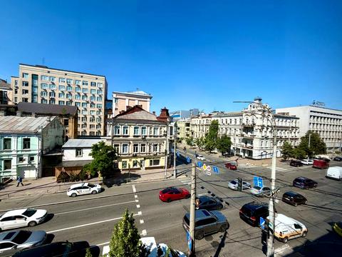 коммерческая по адресу Саксаганского ул., 106
