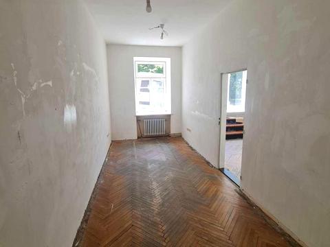 комерційна за адресою Олеся Гончара вул., 40