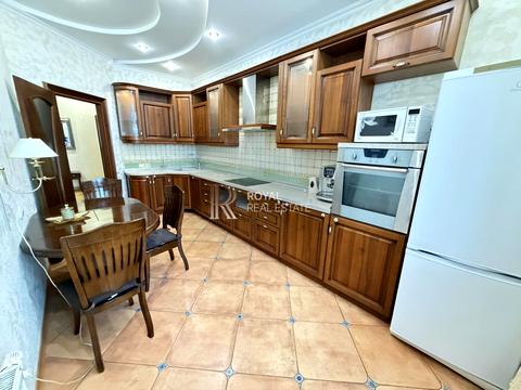 квартира за адресою Бульварно-Кудрявська вул. (Воровського), 11-А