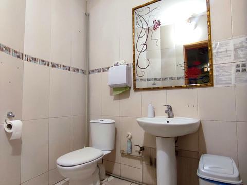 комерційна за адресою Монастирська вул. (Володарського), 39а