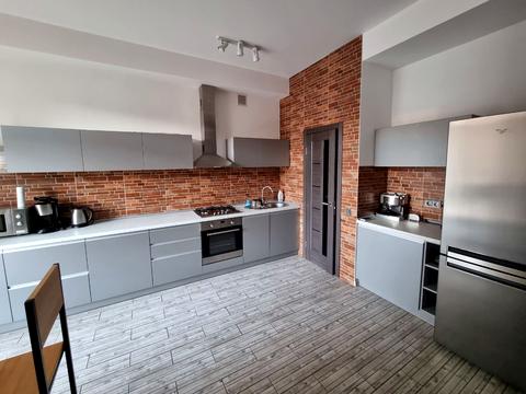 квартира за адресою Дегтярна вул., 7