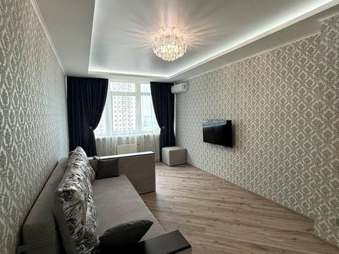 квартира за адресою Академіка Сахарова вул., (54 перлина)