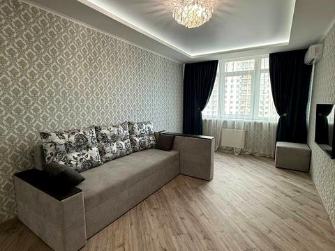 квартира за адресою Академіка Сахарова вул., (54 перлина)