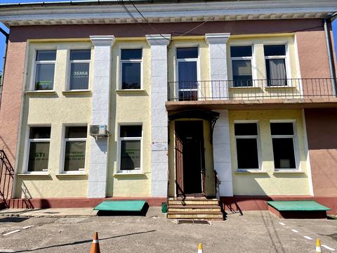 коммерческая по адресу Адмиральский просп., 38