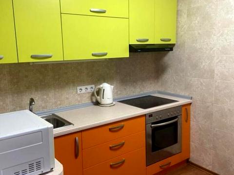 квартира за адресою Софії Русової вул., 3