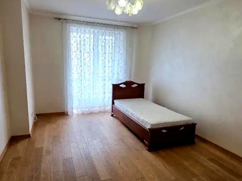 квартира по адресу Левка Лукʼяненка ул. (Василия Жуковского), 18