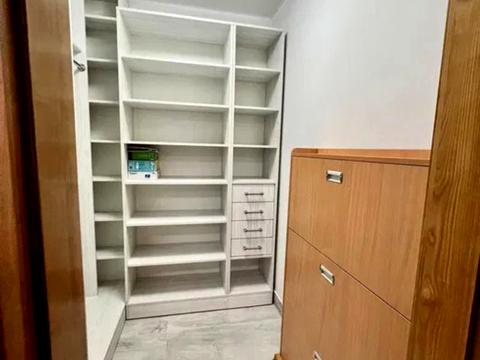 квартира по адресу Левка Лукʼяненка ул. (Василия Жуковского), 18
