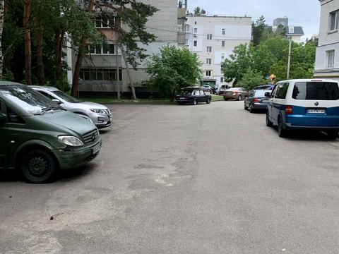 квартира за адресою Паркова вул., 12