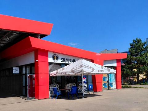 комерційна за адресою Нескорених вул., 13