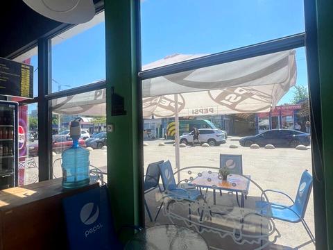 комерційна за адресою Нескорених вул., 13