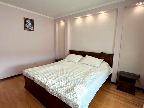 квартира за адресою Тролейбусна вул., 24