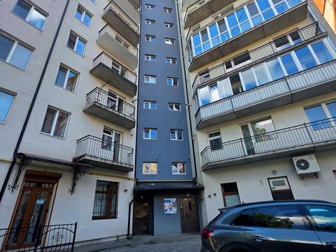 квартира за адресою Крушельницької вул., 35