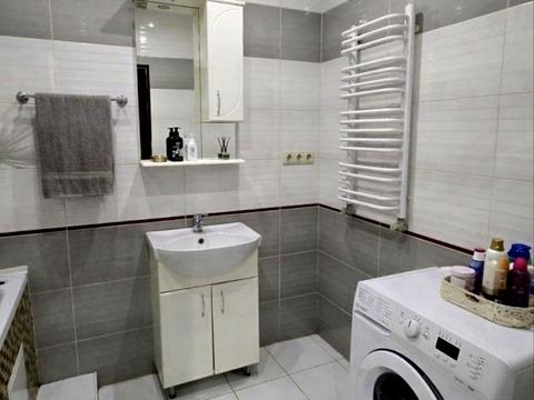 квартира за адресою Олександра Хіри вул., 9