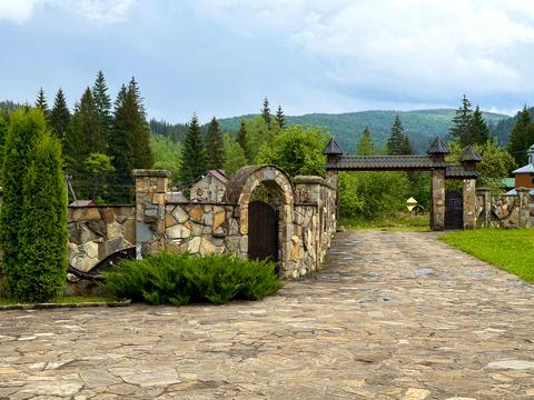 комерційна за адресою с. Микуличин, Полумистий, 160