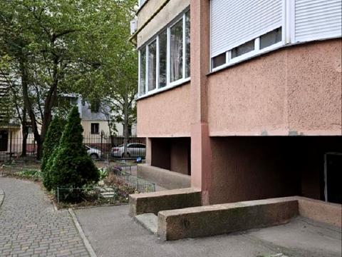 коммерческая по адресу Костанди ул., 199а