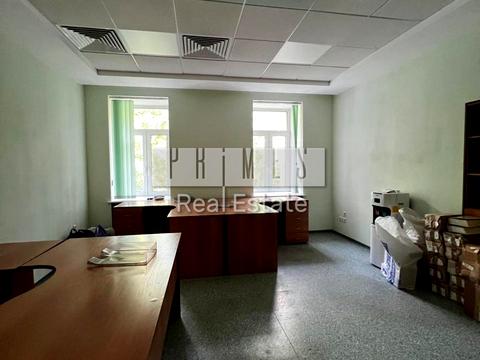 коммерческая по адресу Константиновская ул., 32