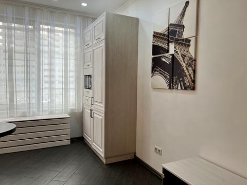 квартира за адресою Дмитра Луценка вул. (Крейсера "Аврора"), 10