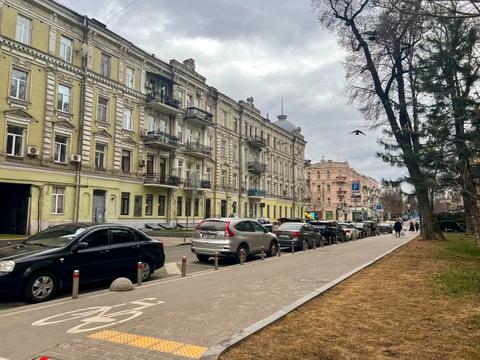 квартира за адресою Івана Франка вул., 30