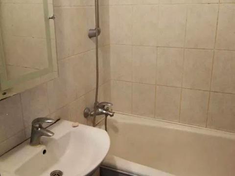 квартира за адресою Прирічна вул., 27-Г