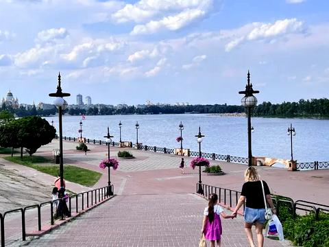 квартира за адресою Прирічна вул., 27-Г