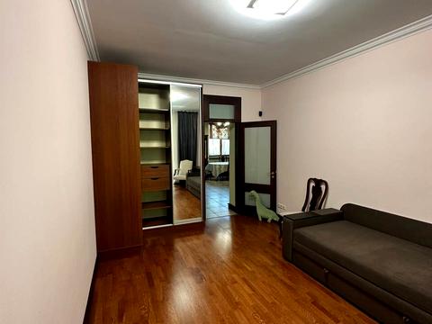 квартира за адресою Адама Міцкевича вул., 6