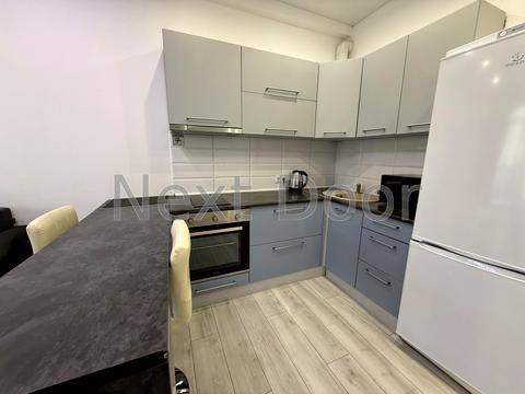 квартира за адресою Михайла Максимовича вул. (Онуфрія Трутенка), 28-Б
