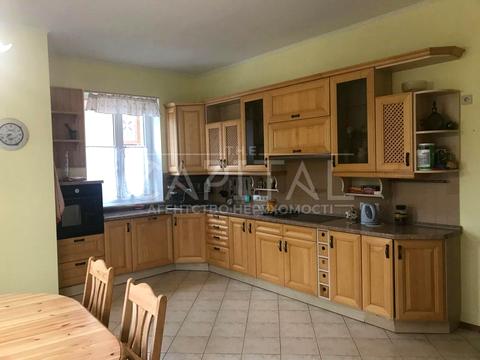будинок за адресою Богатирська вул., 30А