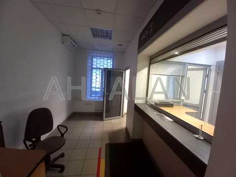 коммерческая по адресу Пирогова ул., 4/26