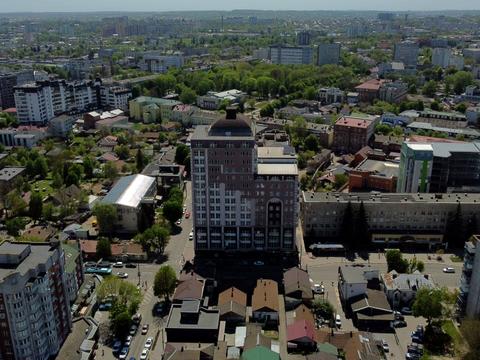 комерційна за адресою Подільська вул., 58