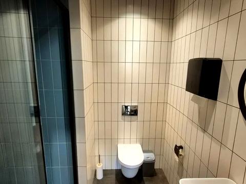 коммерческая по адресу Межигорская ул., 3