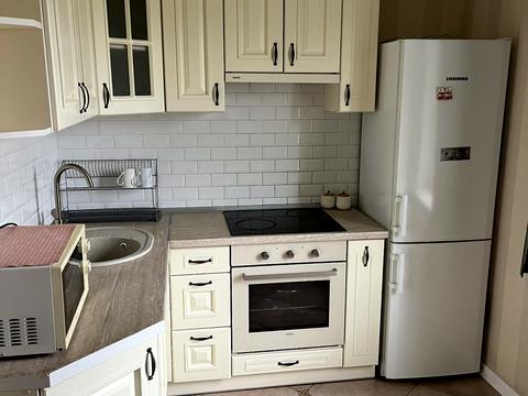 квартира за адресою Ревуцького вул., 40-Б