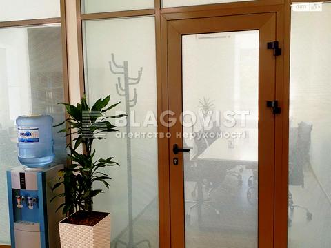 комерційна за адресою Спаська вул., 31б