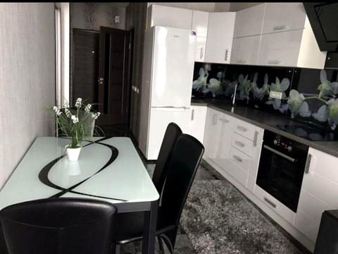 квартира за адресою Київ, Регенераторна вул., 4 к1