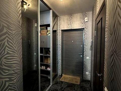 квартира за адресою Київ, Регенераторна вул., 4 к1