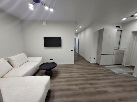 квартира за адресою Героїв Крут вул., 8